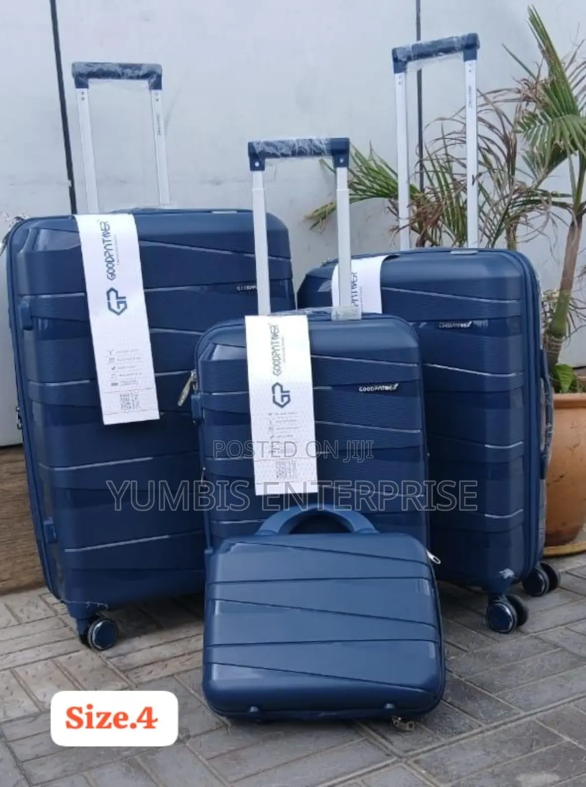 4 in 1 Suitcase Sets for 4 in 1 in No"27/Size 4 at 8500