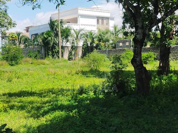1/8 Acre Plot in Bamburi JCC With Title Deed at 3.5m