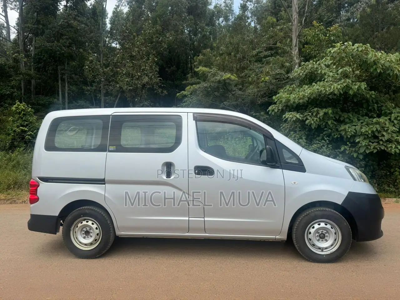 Nissan NV200 2018 Silver