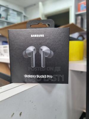 Samsung Galaxy Buds 3 Pro - main view