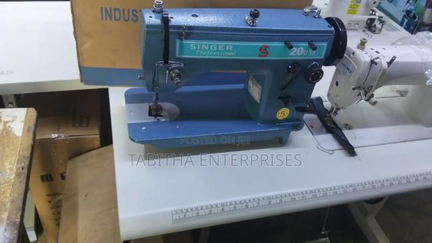 Commercial Industrial Sewing Machine Complete