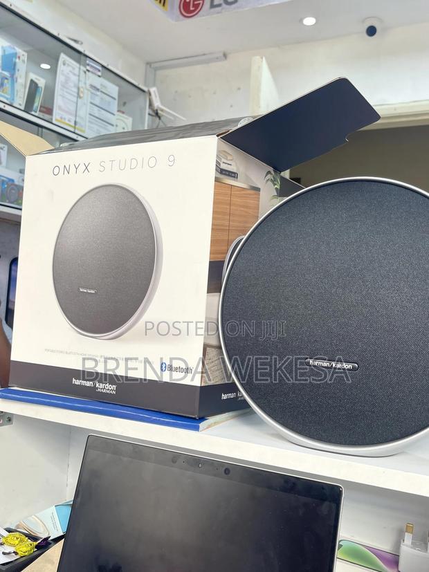 Harman Kardon Onyx Studio 9 - main view