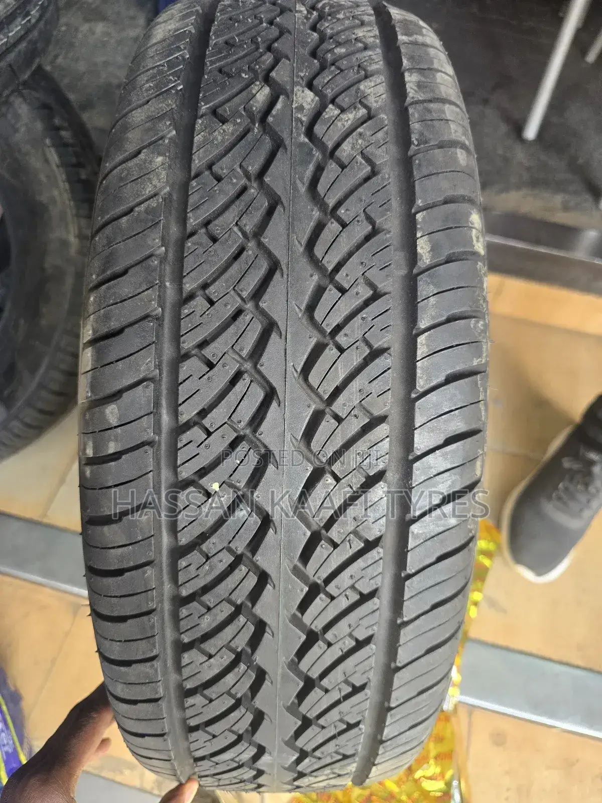 215/65r15 Kenda Tyre