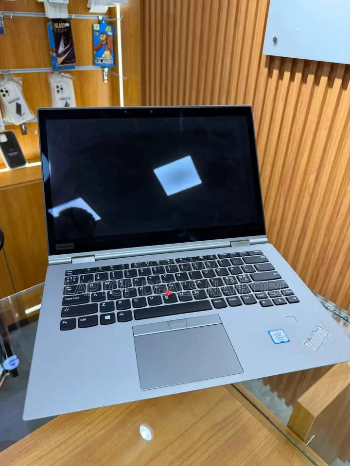 Laptop Lenovo Thinkpad X1 Yoga 8GB Intel Core I7 SSD 16 GB