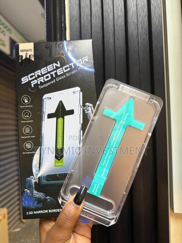 Google Pixel 9 Pro Tempered Glass Screen Protector Auto Fit - main view