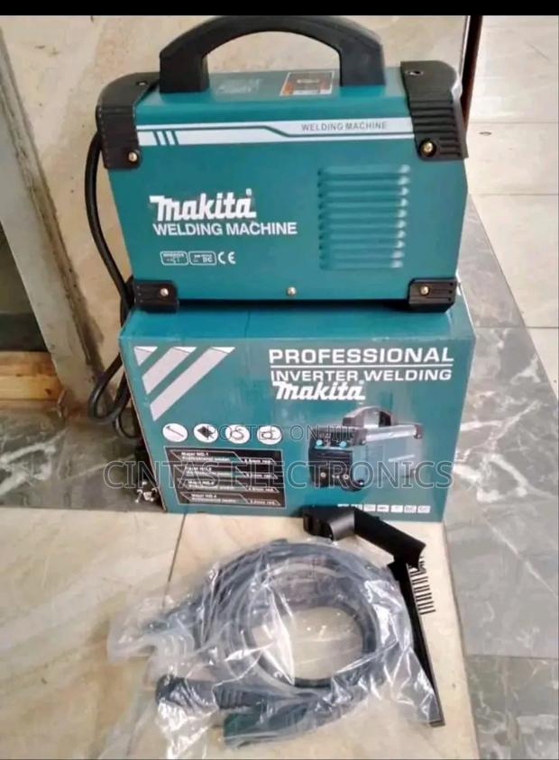 Makita Welding Machine 500amps With Accessories - main view