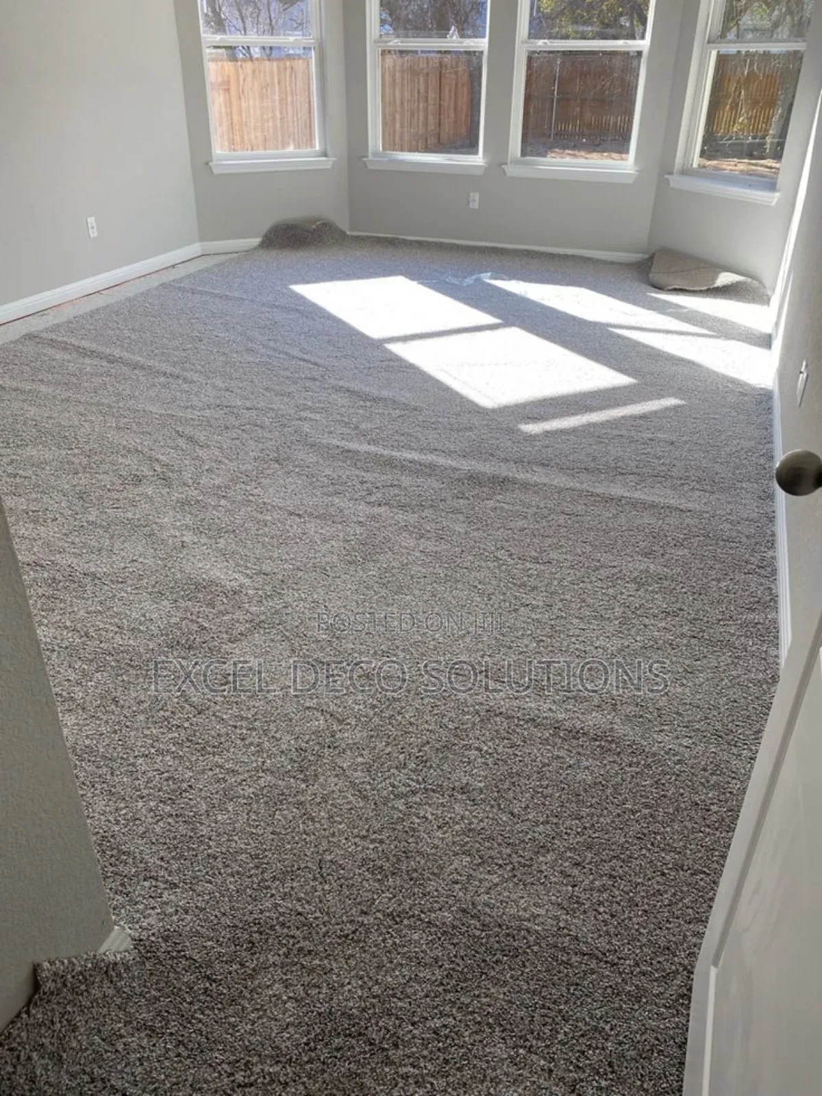 All-Season Comfort: Insulating Carpets