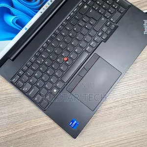 Laptop Lenovo Thinkpad E16 G1 8GB Intel Core I7 SSD 512GB