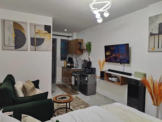 Studio - Membly, Eastern Bypass - thumbnail 12