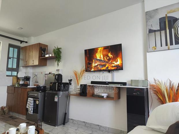 Membly-Eastern Bypass - Fully Furnished Studio - thumbnail 3