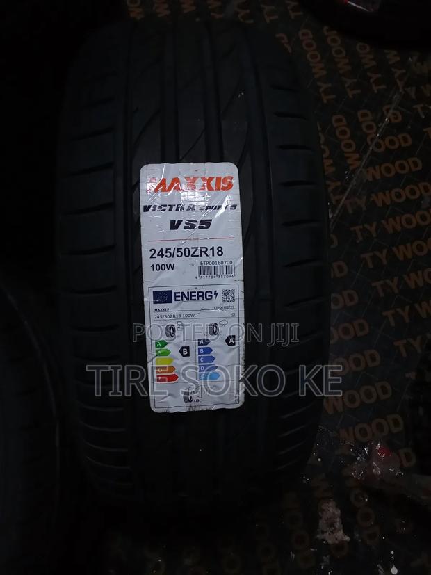 245/50zr18 Maxxis Victra Sport Vs5