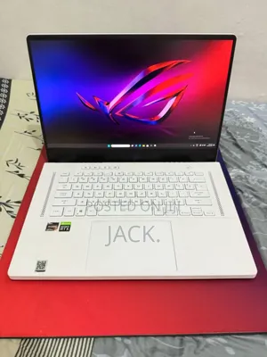 Laptop Asus ROG Zephyrus G14 16GB AMD Ryzen 9 SSD 1T