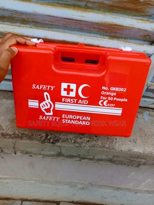 Heavyduty First Aid Kit for Construction Sites. - thumbnail 2