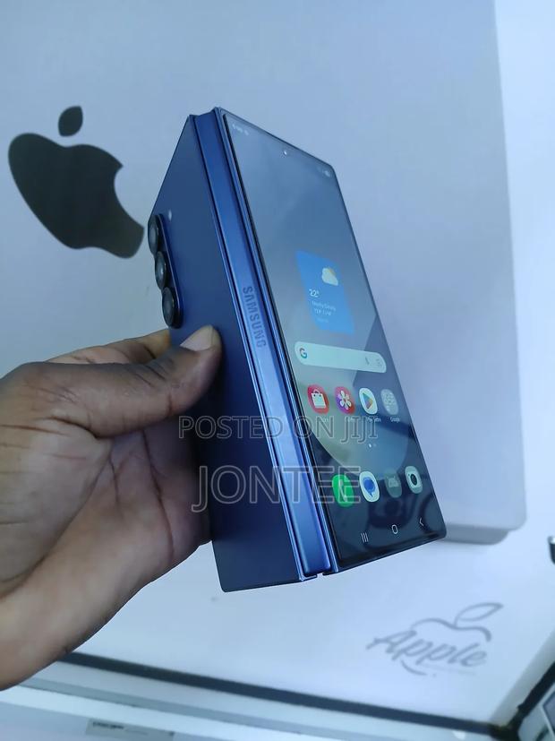 Samsung Galaxy Z Fold6 256 GB Blue - thumbnail 2