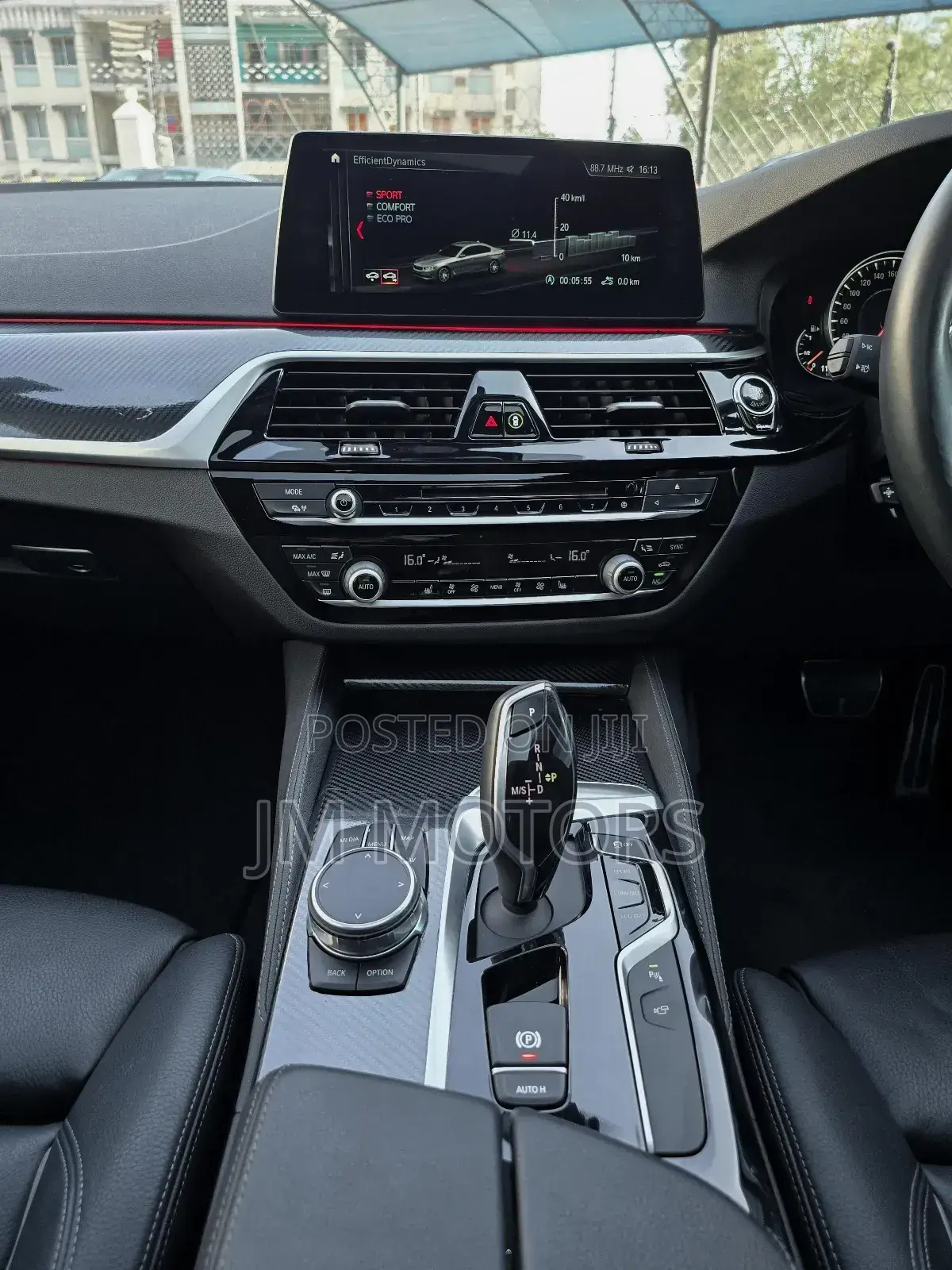BMW 523i 2018 White