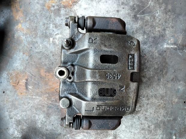 Nissan Navara Ventura Caliper