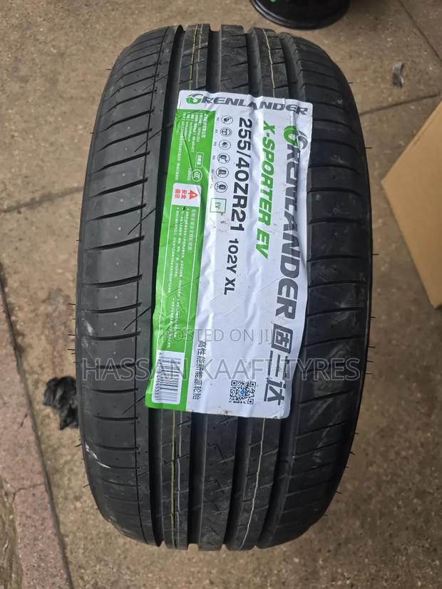 255/40r21 Grenlander Tyre