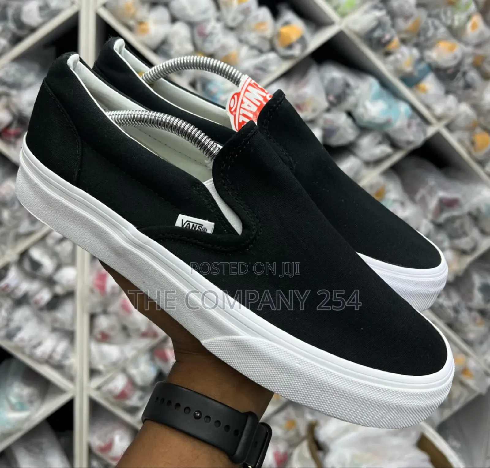 Laceless Vans Off the Walls Unisex Rubber Sole Shoes