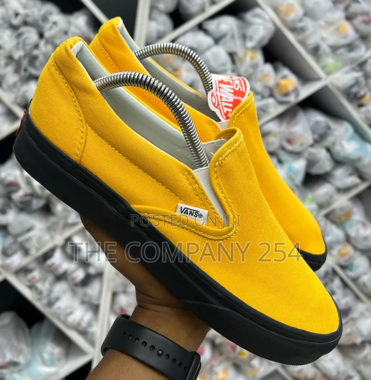 Laceless Vans Off the Walls Unisex Rubber Sole Shoes