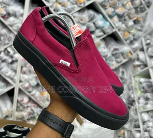 Laceless Vans Off the Walls Unisex Rubber Sole Shoes