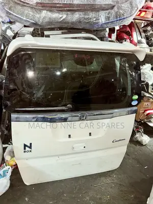 Honda N-WGN Tailgate/Boot