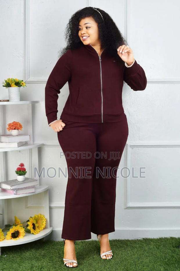 High Quality Ladies Tracksuit - thumbnail 2
