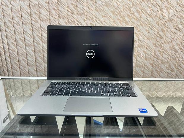 Laptop Dell Latitude 5400 16GB Intel Core I7 HDD+SSD 256GB