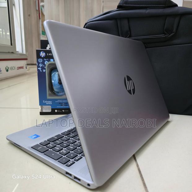 Laptop HP 250 G8 8GB Intel Core I5 SSD 512GB