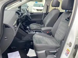 Volkswagen Touran 2018 Pearl