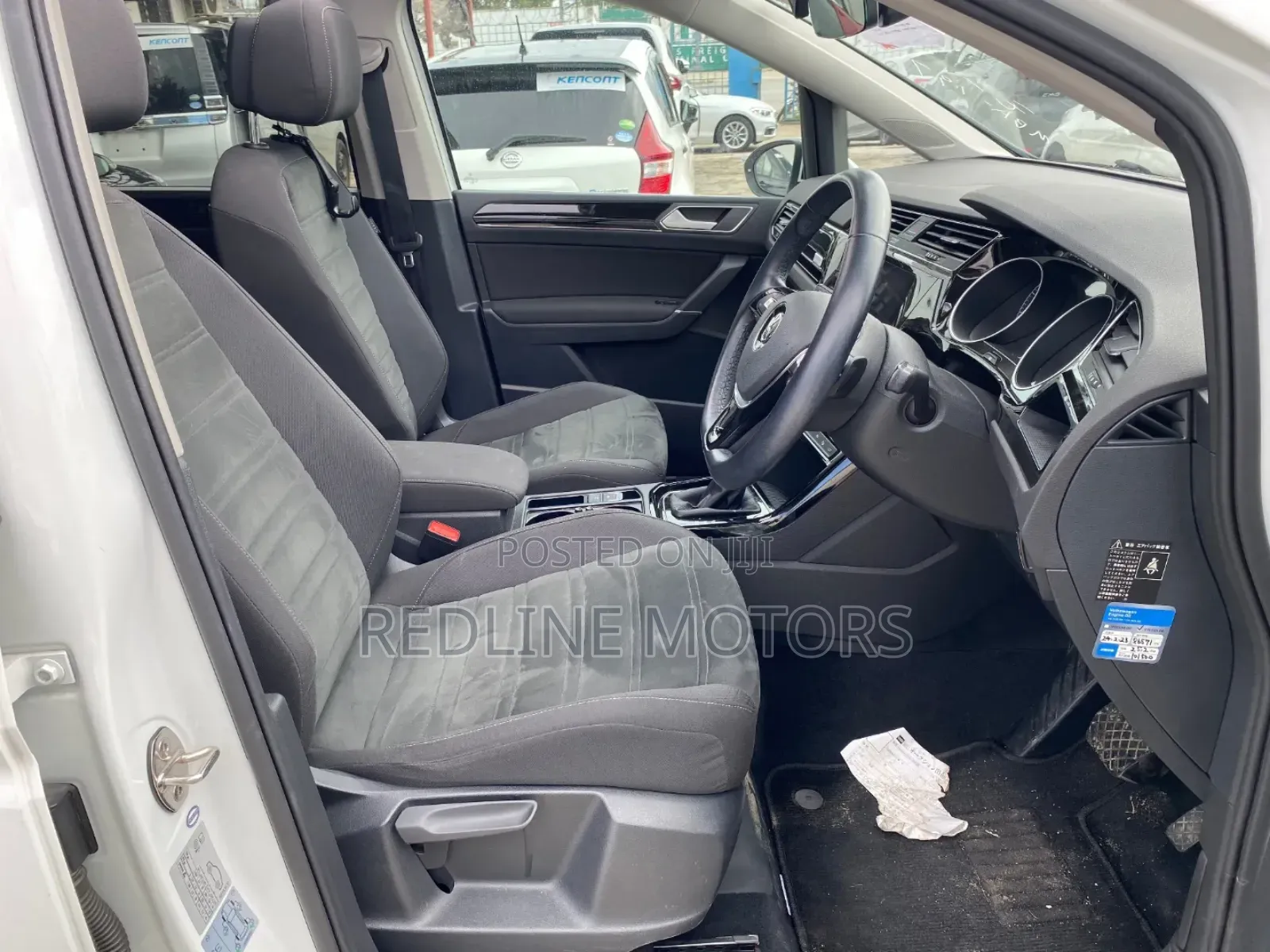 Volkswagen Touran 2018 Pearl