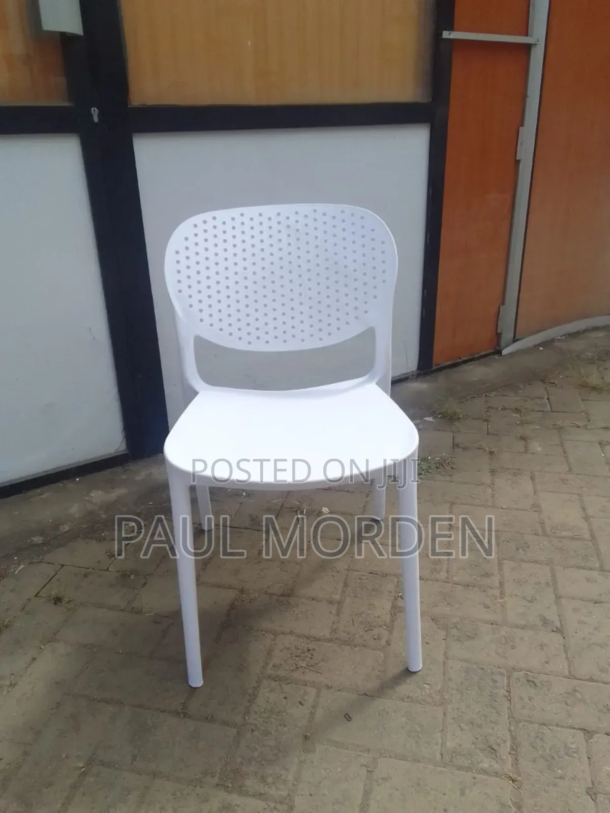 Plastic Nice Chair
