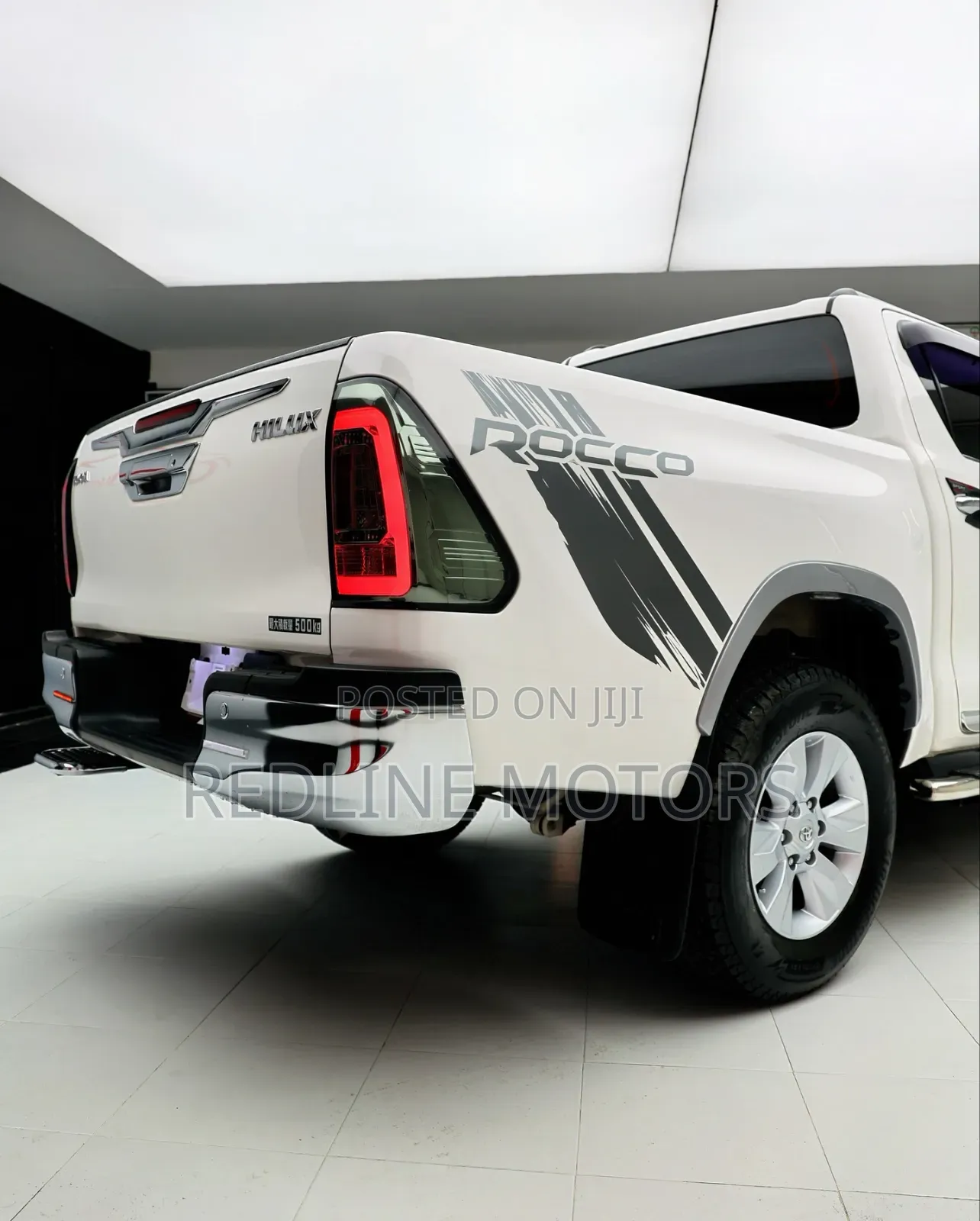 Toyota Hilux 2018 White
