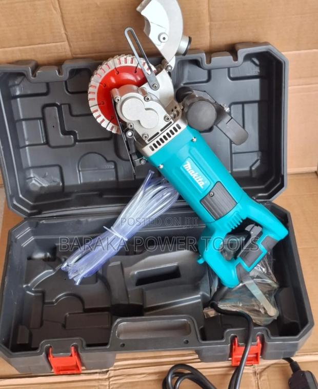 Makita Wall Chaser