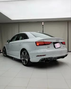 Audi A3 2018 Pearl