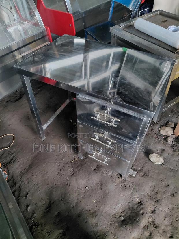 Sstainless Steel Table - thumbnail 2