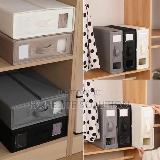 High Quality Bedsheet Organizer - main view
