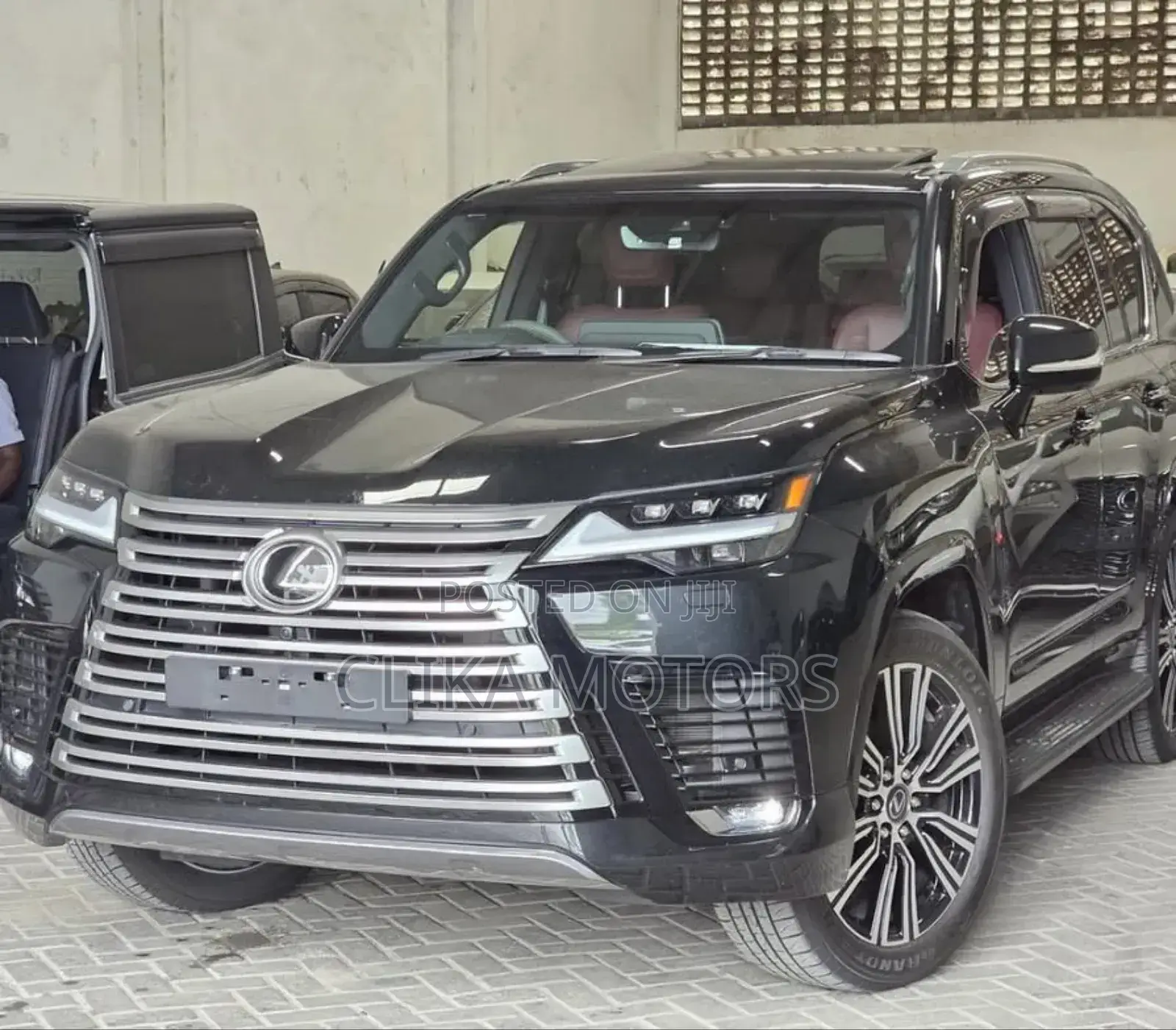 Lexus LX 2023 Black