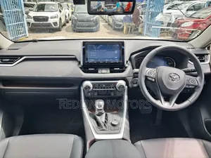 Toyota RAV4 2018 Pearl
