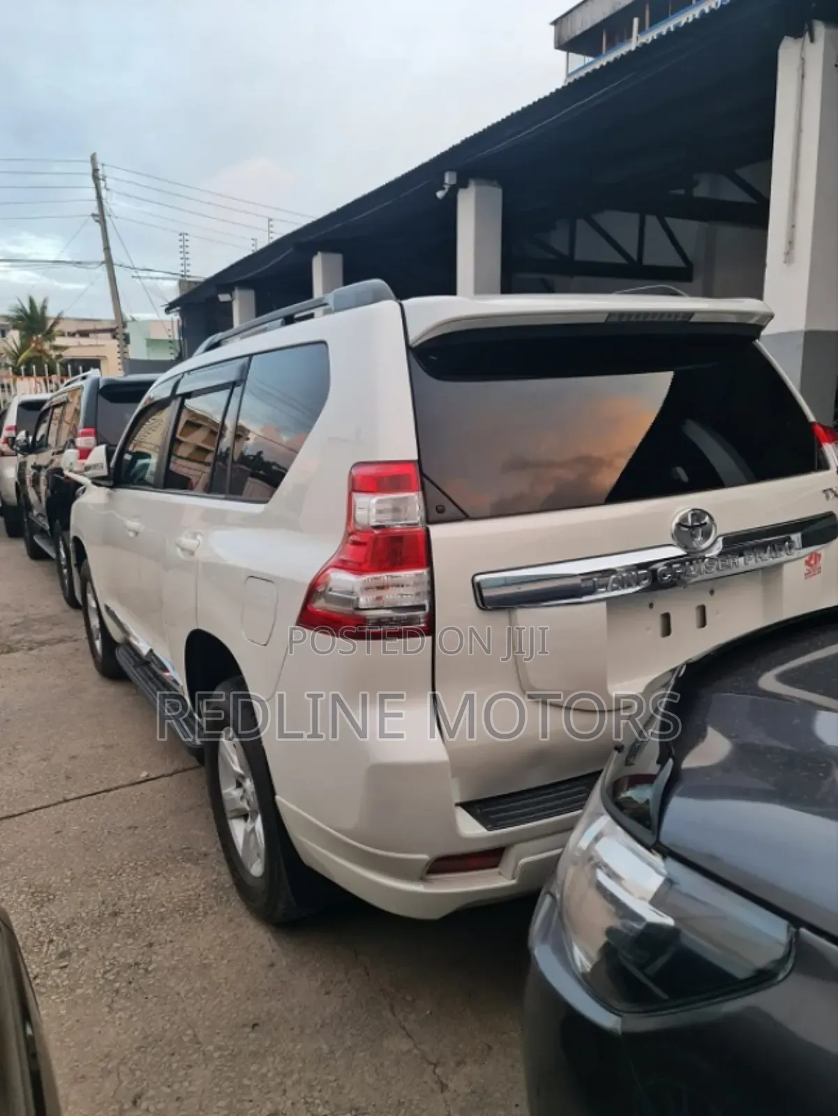 Toyota Land Cruiser Prado 2018 Pearl