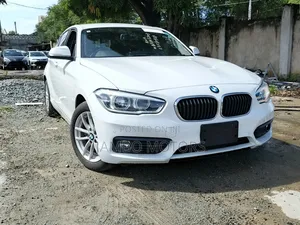 BMW 118i 2019 White