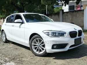 BMW 118i 2019 White
