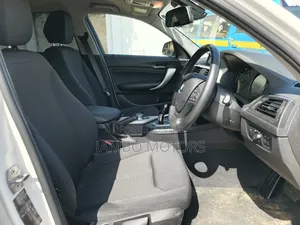 BMW 118i 2019 White