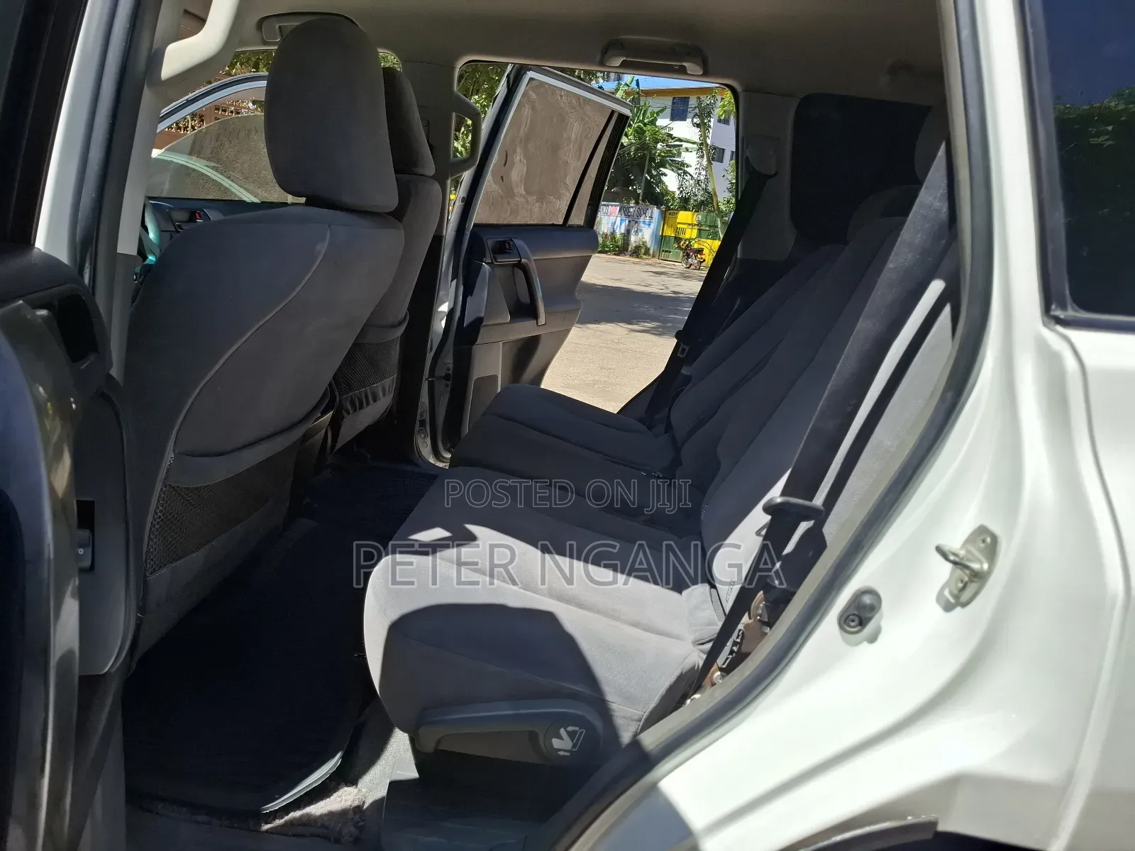 Toyota Land Cruiser Prado 2.7 i 2010 White