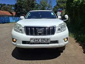 Toyota Land Cruiser Prado 2.7 i 2010 White