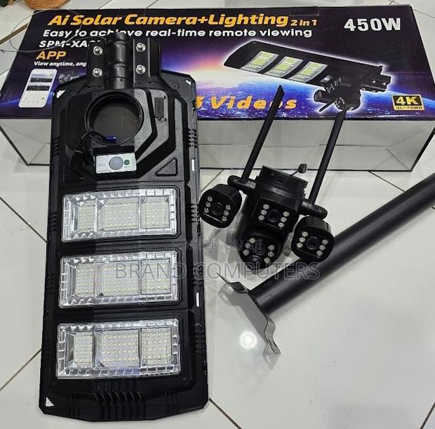 2 In1 450w Solar Powered Street Light With 4g Camera