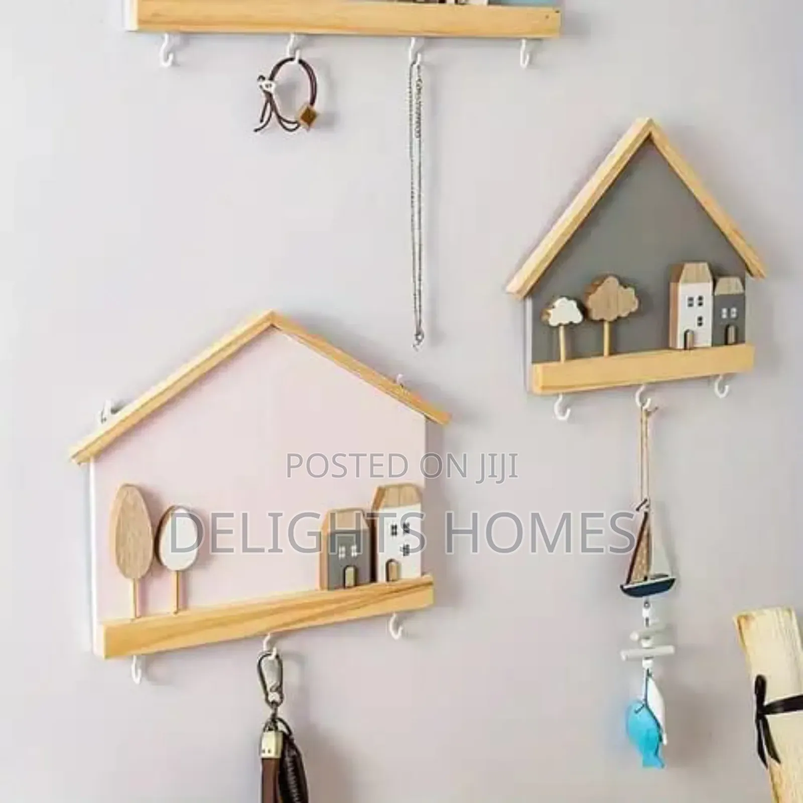 House Shaped Decor Wall Hanging_pa