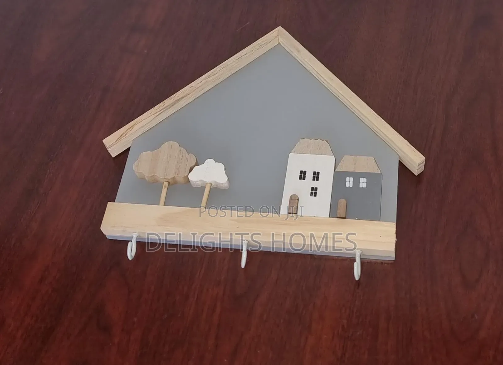 House Shaped Decor Wall Hanging_pa