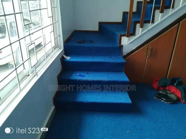 Staircase Carpets Durable Non Peel Carpets