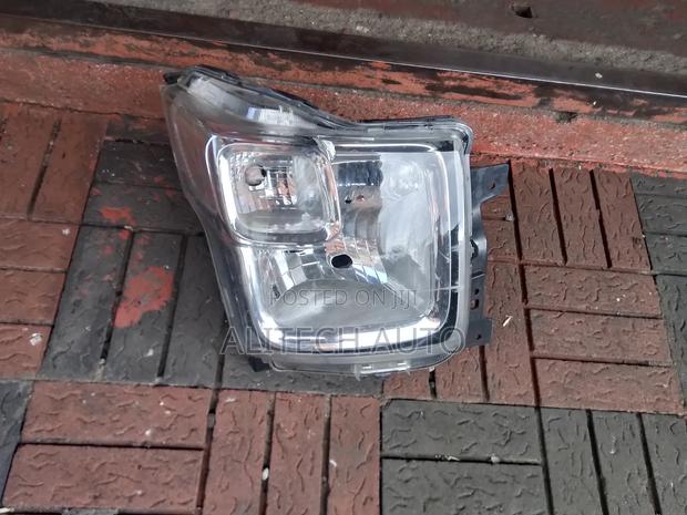 Headlight Suzuki Wagon R 2017