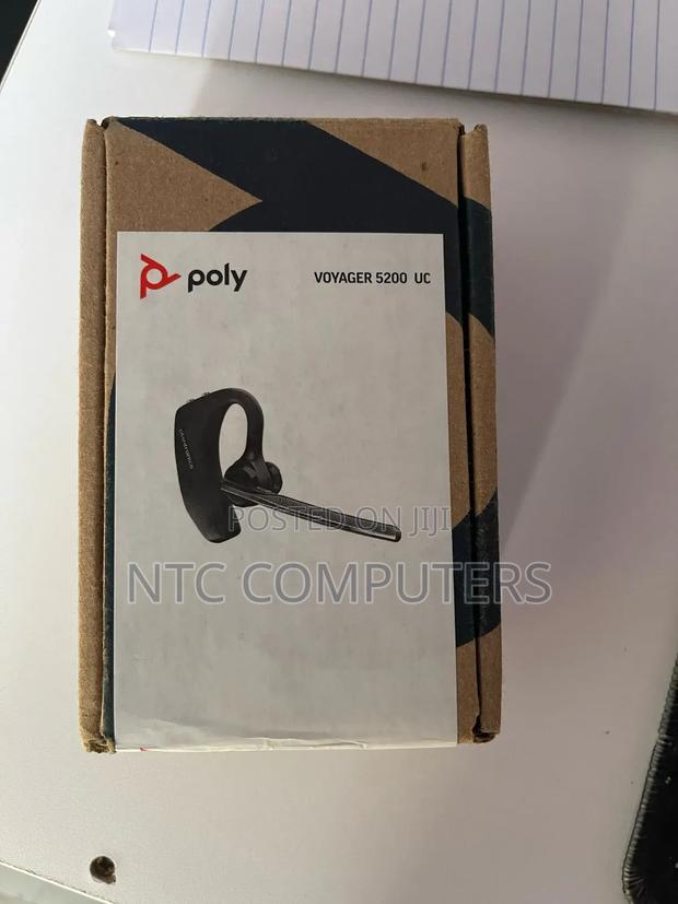 Poly Voyager 5200 Usb-a Bluetooth Headset +Bt700 Dongle